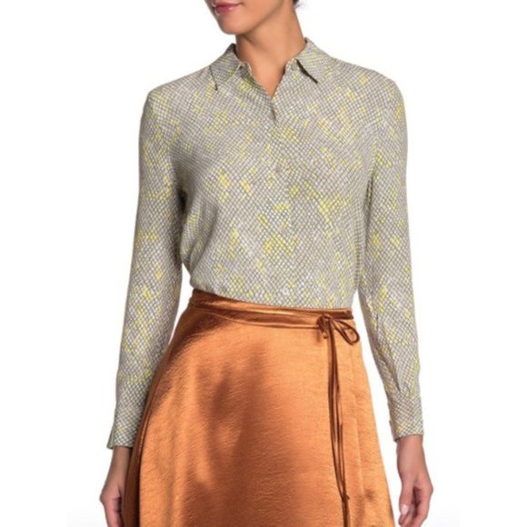 NWT Equipment Essential Snake Print Button Blouse M - Picture 3 of 16
